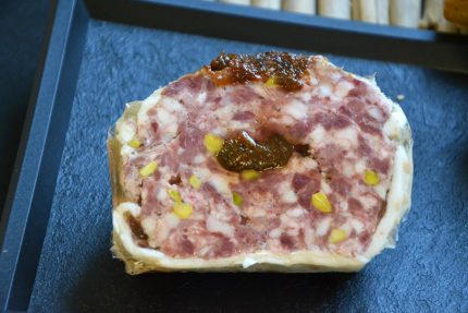 terrine de chevreuil aux pruneaux