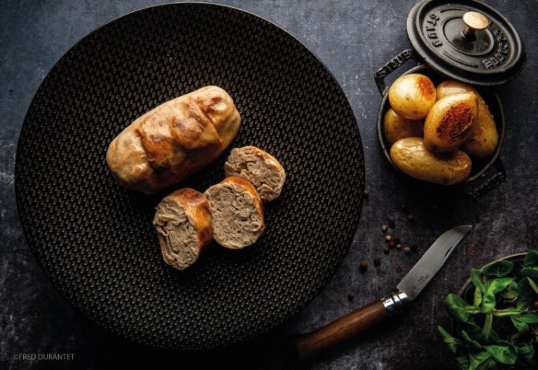 Recette Andouillette lyonnaise sauce moutarde au four | Bobosse