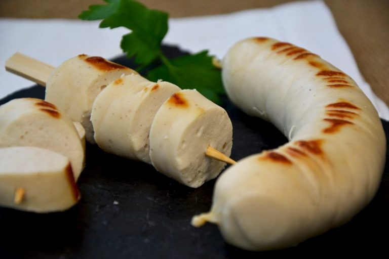 Cassolettes de boudin blanc sauce champignon et foie gras