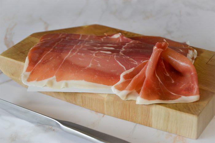 Jambon cru serrano reserva tranché sous vide