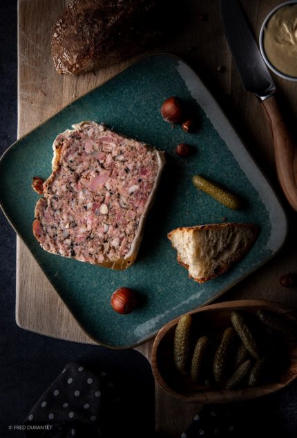 Terrine de lapin moutardes noisettes