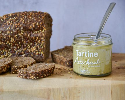 Tartine d'artichaut au poivre blanc